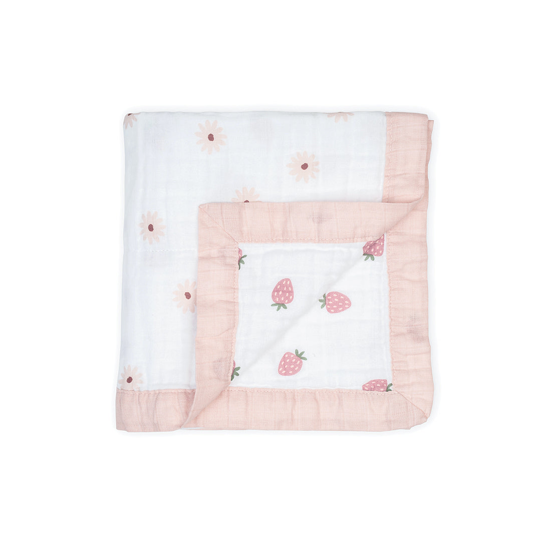 Lulujo - Reversible Muslin Blanket 3Ply - Daisies-Strawberry Classic Muslin Quilt 3Ply - Daisies + Strawberry 628233454843