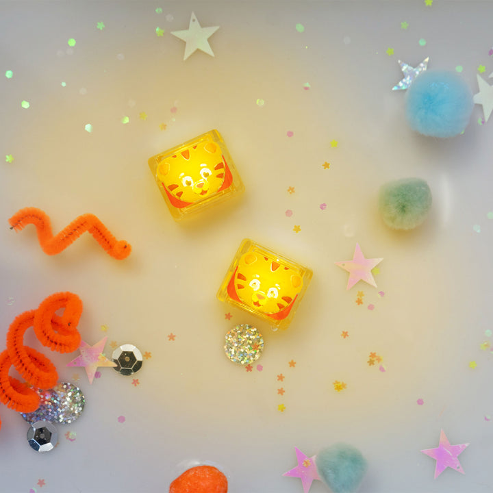 Licensed Light Up Cubes 4pk