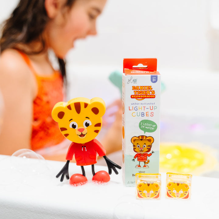 Licensed Light Up Cubes 4pk