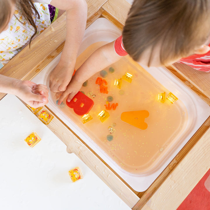 Licensed Light Up Cubes 4pk