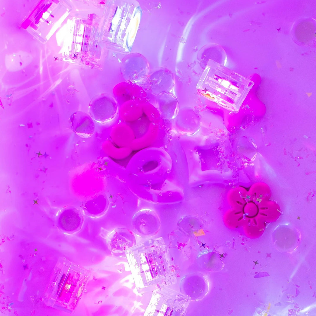 Light Up Cubes 4pk