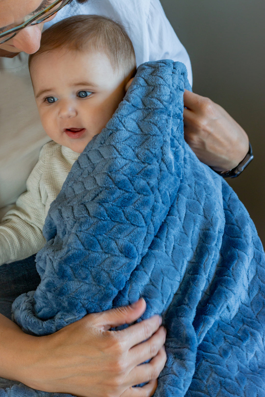 Jacquard Flannel Blanket - Navy