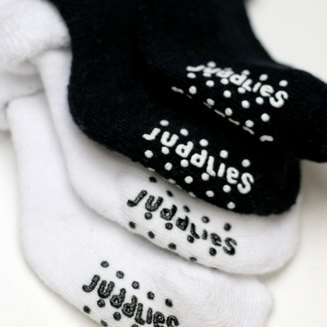 2 pack Infant Socks - Black + White