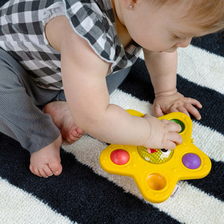 Pop & Glow Starfish™ Suction Cup Toy