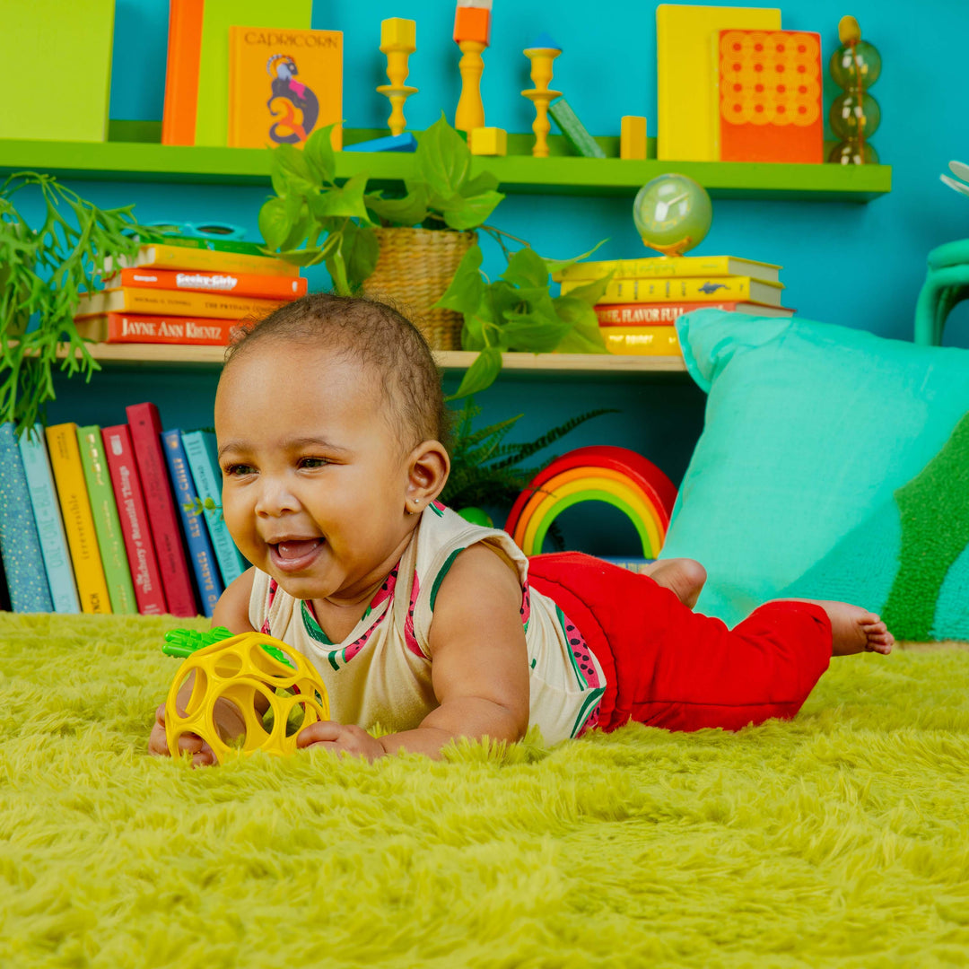 Hold My Own Easy-Grasp Teether Toy