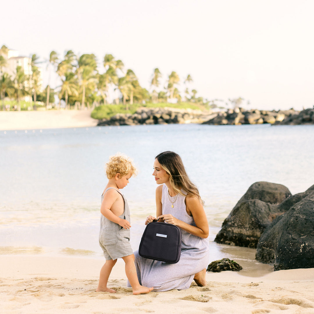 Tandem Bottle & Lunch Tote in Carbon Cable Stitch