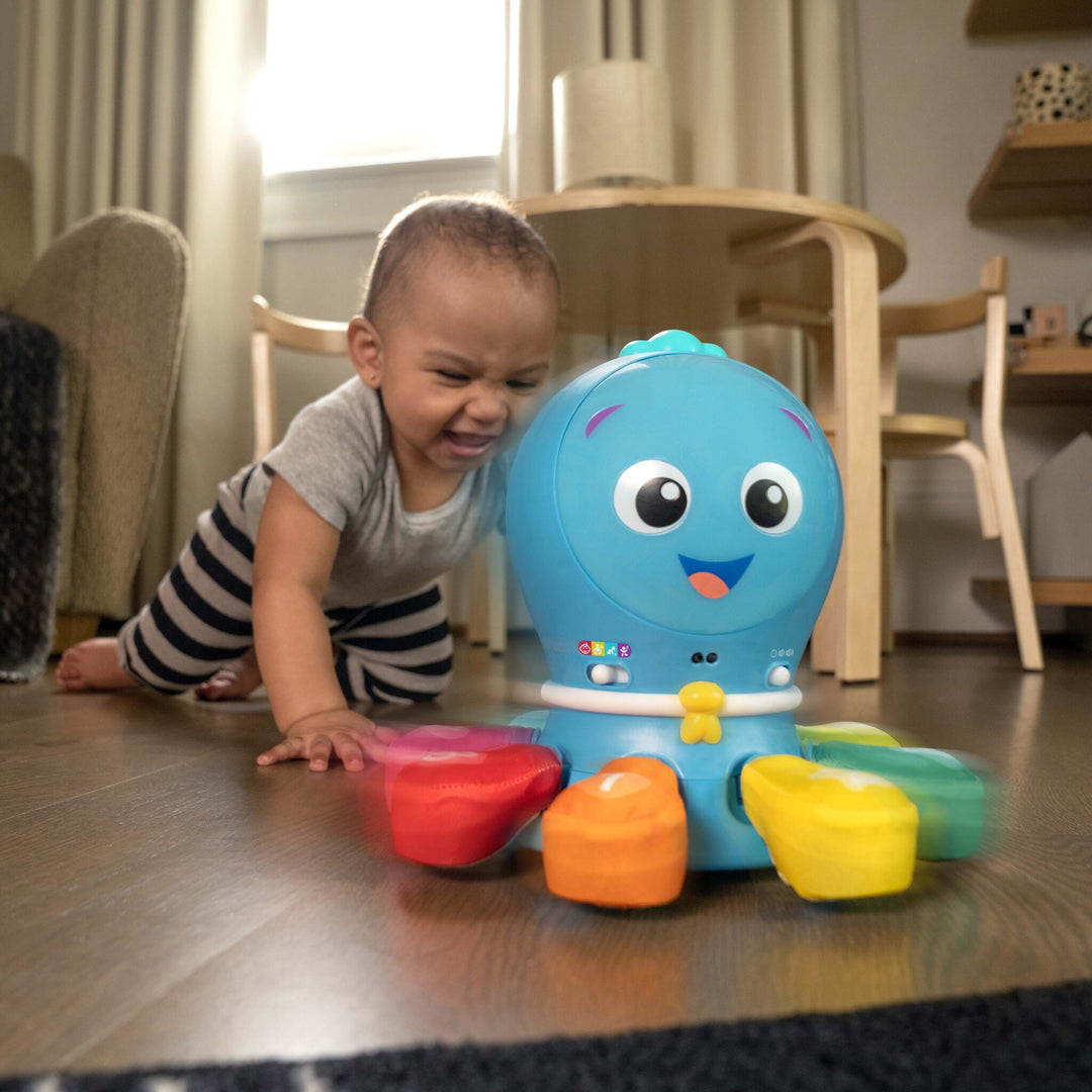 Go Opus Go™ 4-in-1 Play & Chase Pal