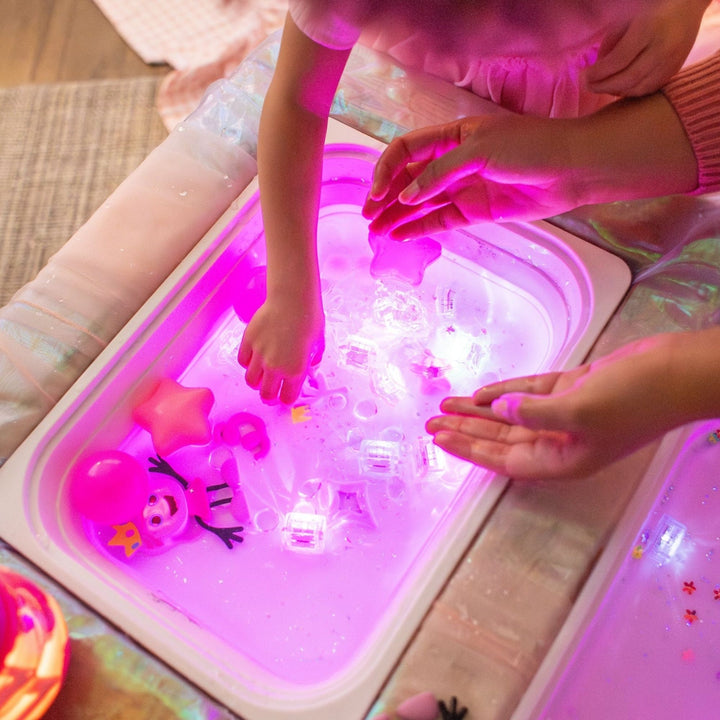 Light Up Cubes 4pk