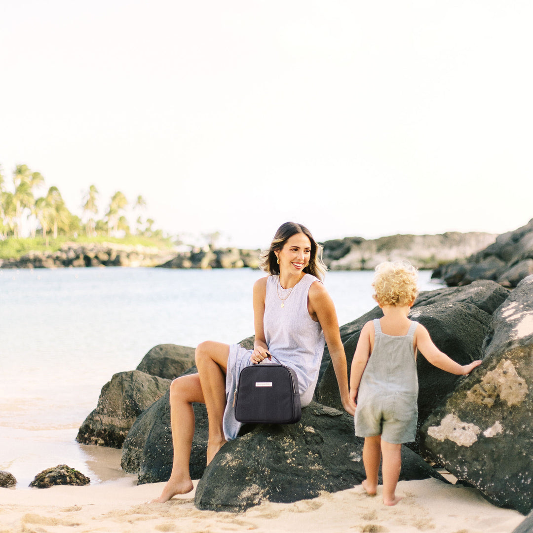 Tandem Bottle & Lunch Tote in Carbon Cable Stitch