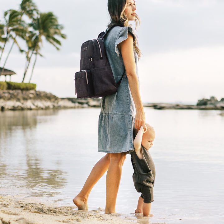 Sync Backpack Diaper Bag in Carbon Cable Stitch