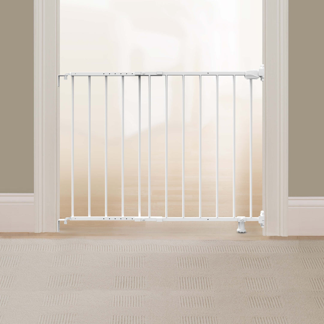 The Stairway 42W Series™ Gate - White