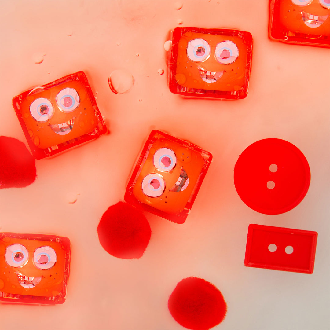 Light Up Cubes 4pk
